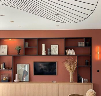 TV intégrée dans un mur déco
